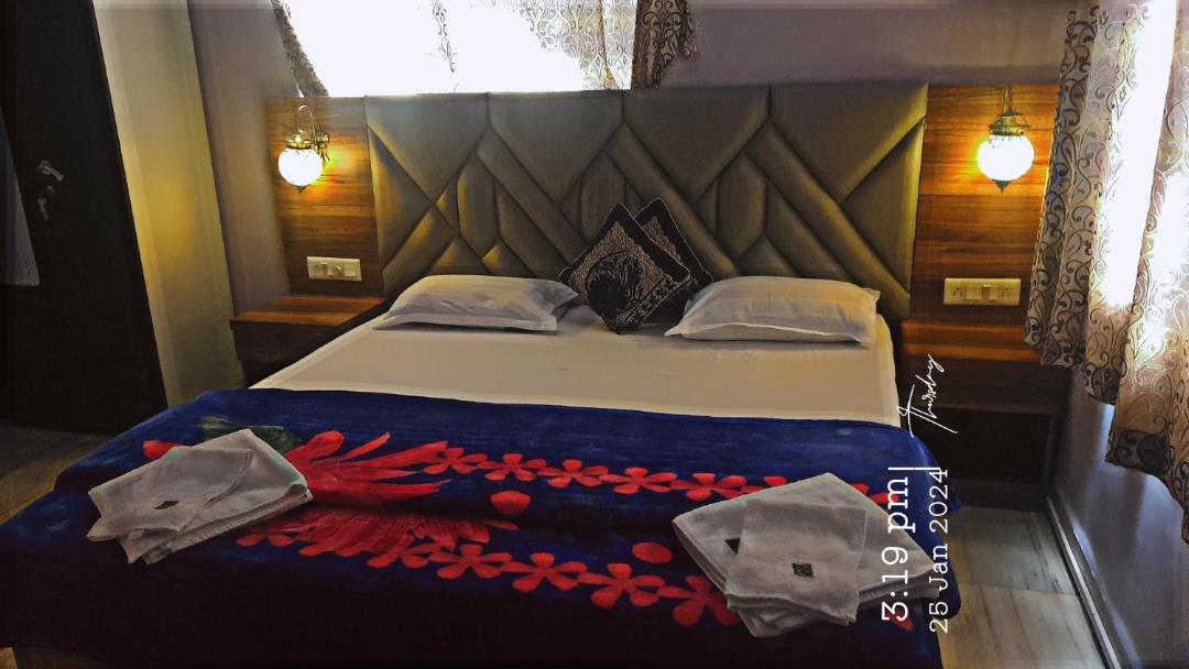 Quinte Hills Residency Villa พันช์กานี ภายนอก รูปภาพ