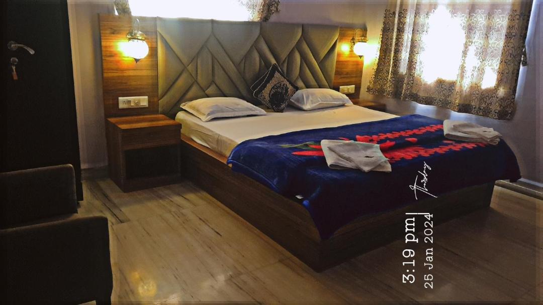 Quinte Hills Residency Villa พันช์กานี ภายนอก รูปภาพ