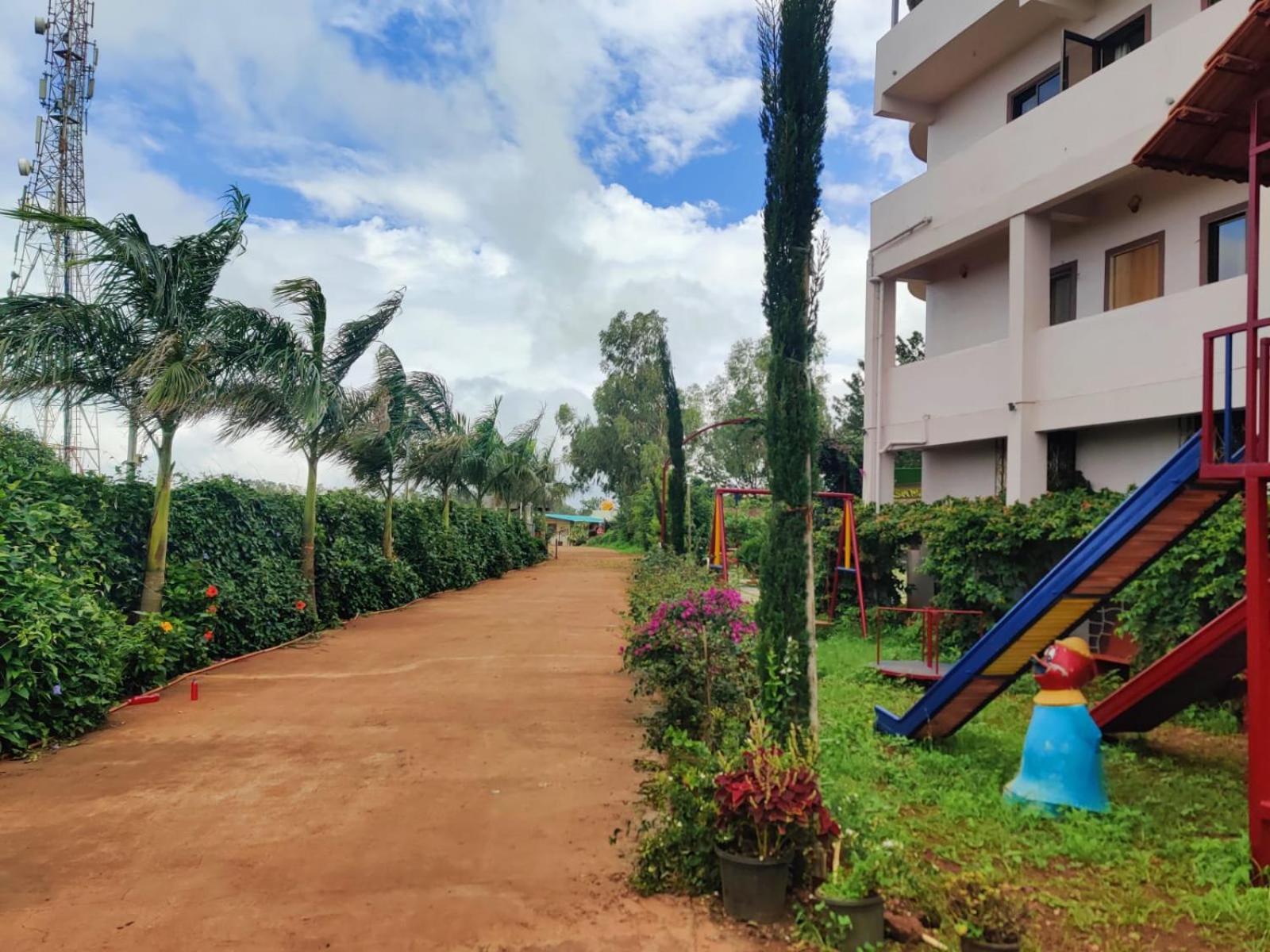 Quinte Hills Residency Villa พันช์กานี ภายนอก รูปภาพ